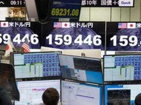 Vì sao đồng Yên liên tục mất giá?