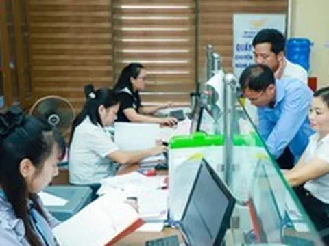 Bộ Nội vụ sẽ tham mưu điều chỉnh lương khu vực công nhằm động viên cán bộ