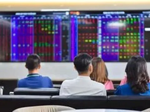 VN-Index tăng dù phần lớn cổ phiếu giảm giá