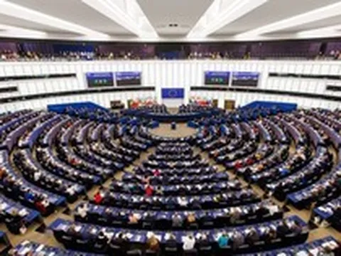 EU chùn bước trước kế hoạch chuyển tài sản Nga cho Ukraine