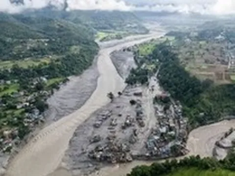 Cảnh báo một rủi ro tương tự sau sự sụp đổ của sông băng Nepal