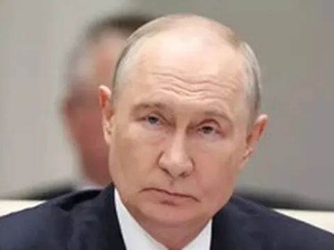 Tổng thống Putin thừa nhận máy bay không người lái gây ra thách thức đặc biệt với Nga