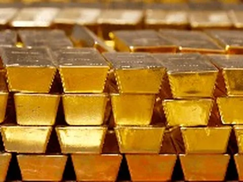 Dòng vàng Nga tăng gần gấp 3, 100 tấn chảy qua một 'cửa ngõ' ngay sát Trung Quốc