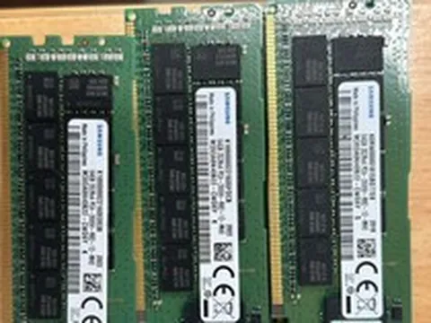 Anh chàng may mắn thời công nghệ: "Đào được" kho báu 10.000 USD RAM Samsung đang phủ bụi ngay trong nhà kho