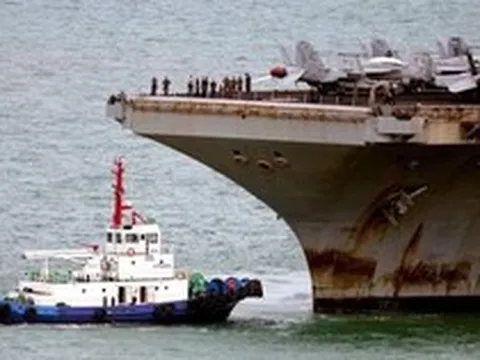 Truyền thông Iran: Tàu sân bay Mỹ bị đánh trúng ở khoảng cách 500km