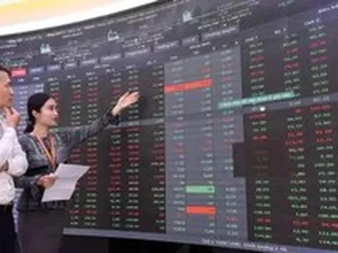 Các quỹ ngoại sẽ mua mạnh cổ phiếu nào trước thềm nâng hạng?