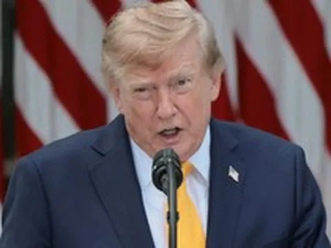 Ông Trump: Iran muốn đạt thỏa thuận kết thúc chiến sự