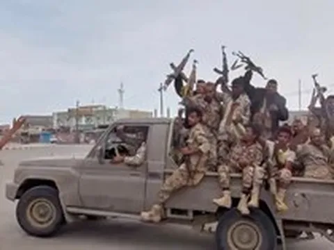 Reuters: Trung Quốc âm thầm giục Iran kiềm chế Houthi sau lời khẩn cầu của Ả-rập Xê-út