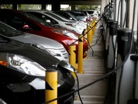 Xe điện giảm phát thải thế nào so với xe xăng?