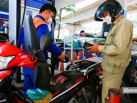 Chính phủ đồng ý tiếp tục kéo dài thời hạn giảm thuế xăng dầu đến hết năm