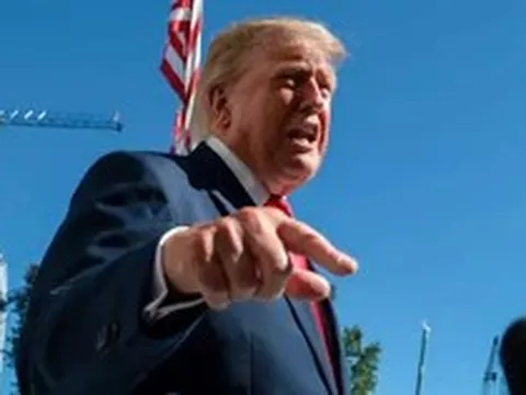 Tổng thống Mỹ Trump: Tên lửa cung cấp cho Ukraine được bán trên 'thị trường mở'