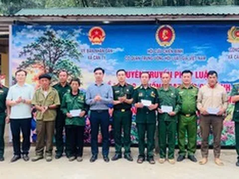 Hội Cựu chiến binh cơ quan Trung ương Hội Luật gia Việt Nam hướng về đồng bào biên giới