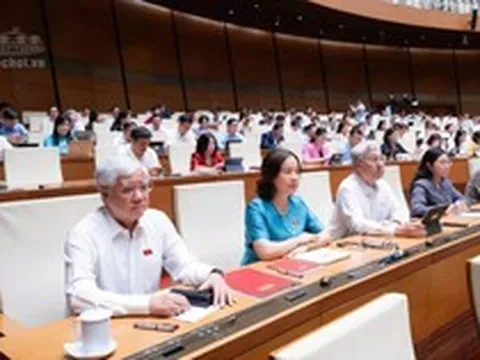 Ngày 27/10, Quốc hội thảo luận về dự thảo Bộ luật Hình sự (sửa đổi)
