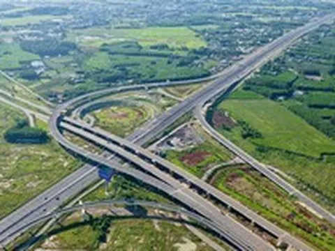 Tổ chức nhiều phương án kết nối giao thông đến sân bay Long Thành