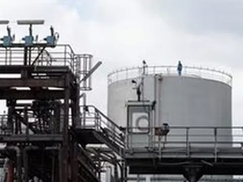 EU tăng tốc xả 42,6 triệu thùng dầu chiến lược trước mùa Đông